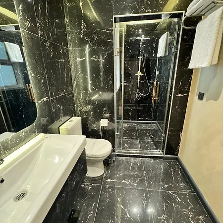 Mateo Hotel